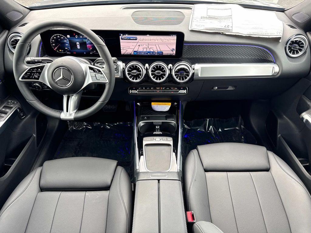 new 2025 Mercedes-Benz GLB 250 car, priced at $55,515