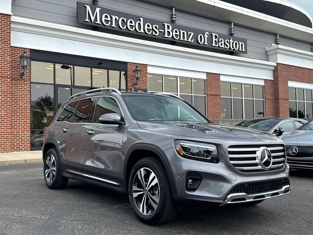new 2025 Mercedes-Benz GLB 250 car, priced at $55,515