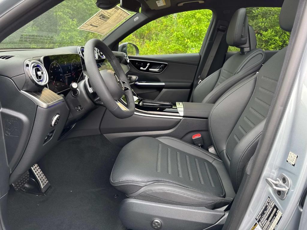 new 2025 Mercedes-Benz GLC 300 car, priced at $63,785