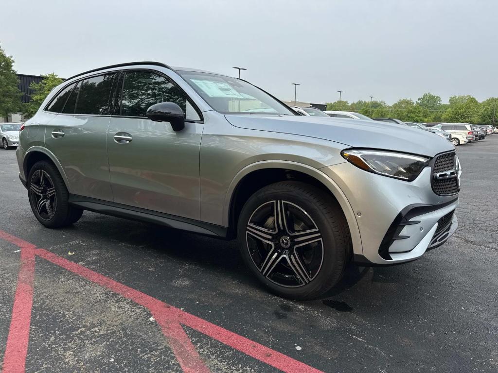 new 2025 Mercedes-Benz GLC 300 car, priced at $63,785