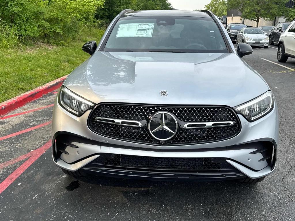 new 2025 Mercedes-Benz GLC 300 car, priced at $63,785