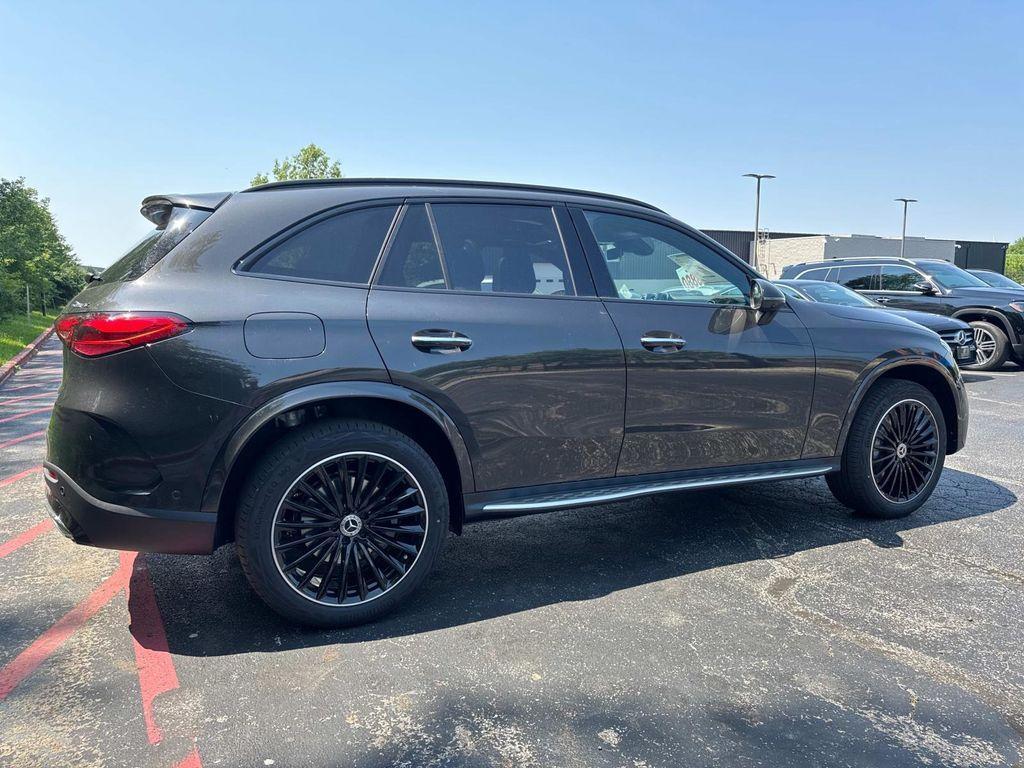 new 2025 Mercedes-Benz GLC 300 car, priced at $64,035
