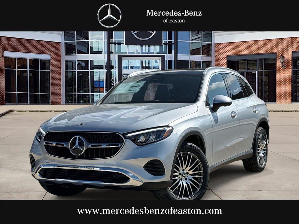 new 2025 Mercedes-Benz GLC 300 car, priced at $59,495