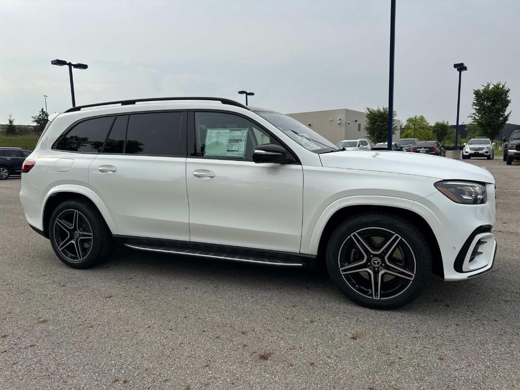 new 2025 Mercedes-Benz GLS 450 car, priced at $106,920