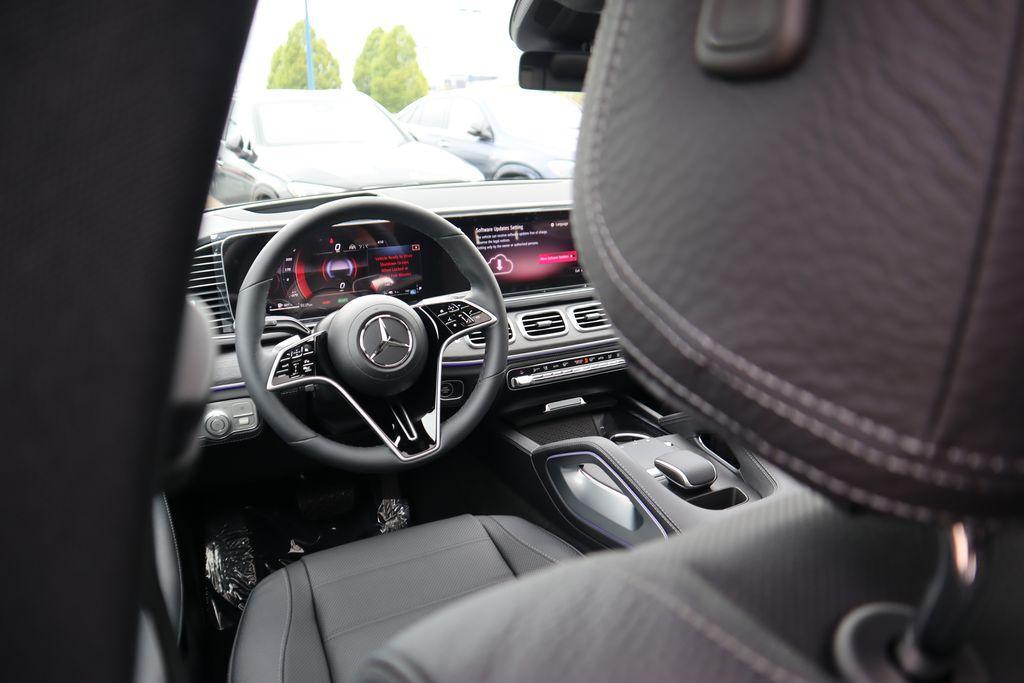 new 2024 Mercedes-Benz GLE 450 Plug-In Hybrid car