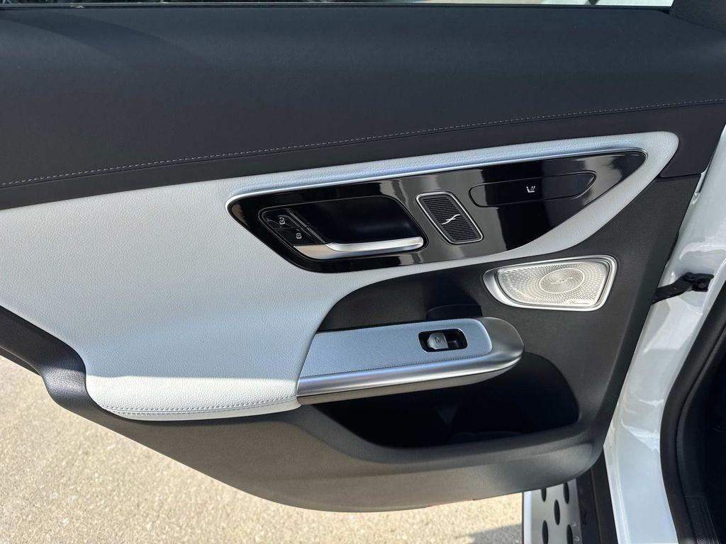 new 2025 Mercedes-Benz GLC 350e car, priced at $73,115