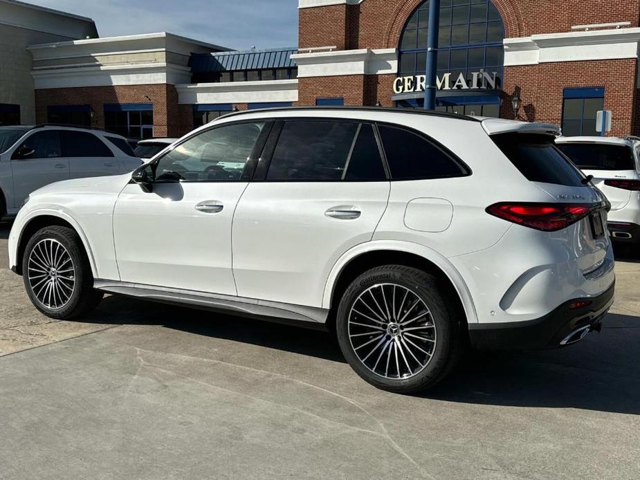 new 2025 Mercedes-Benz GLC 350e car