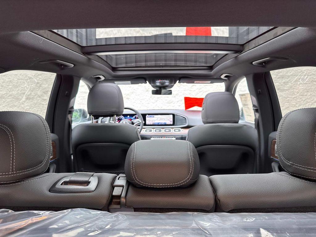 new 2025 Mercedes-Benz GLE 450e car, priced at $79,830