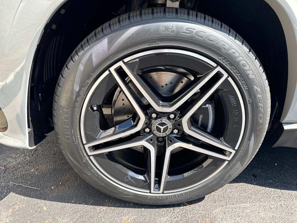 new 2025 Mercedes-Benz GLS 450 car, priced at $108,030
