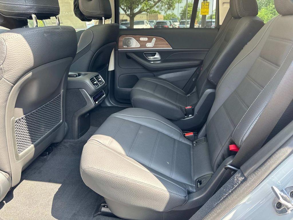 new 2025 Mercedes-Benz GLS 450 car, priced at $108,030
