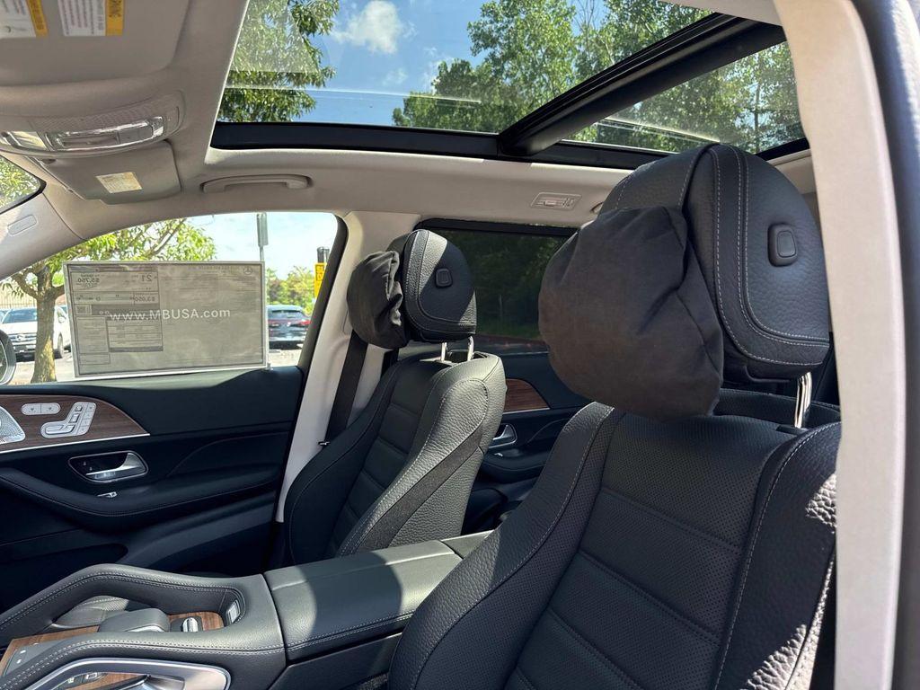 new 2025 Mercedes-Benz GLS 450 car, priced at $108,030
