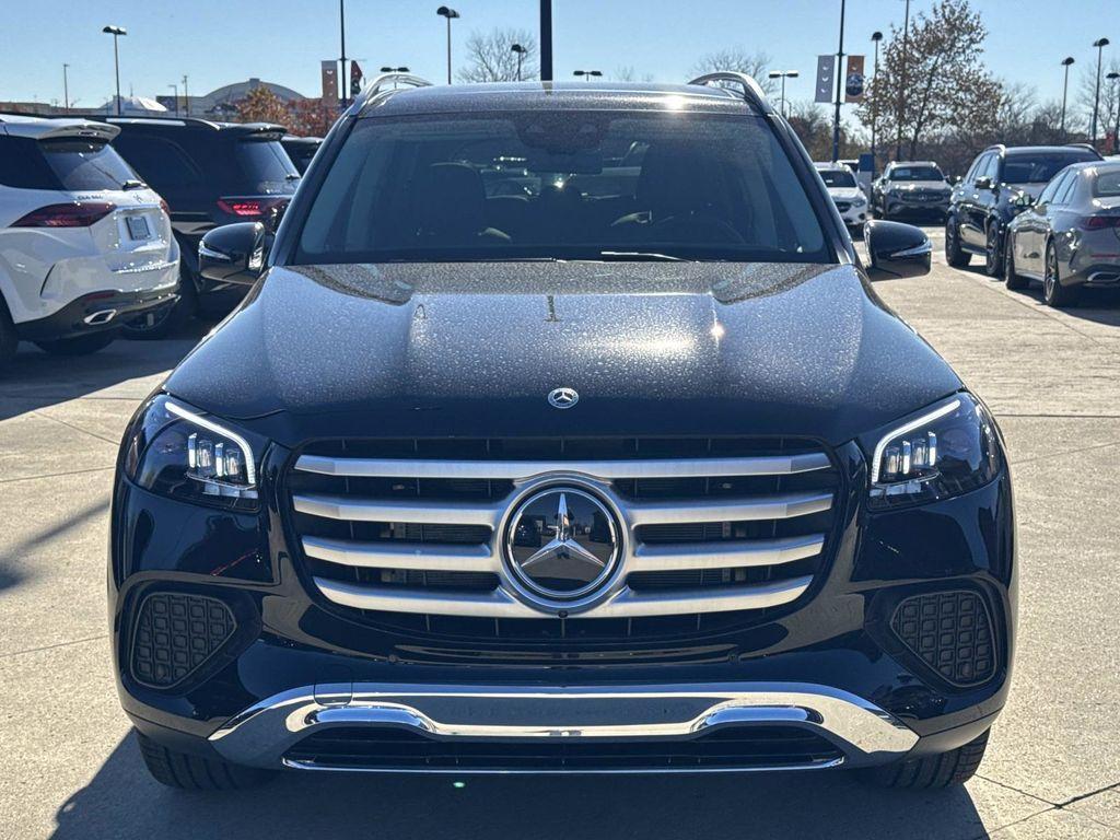 new 2026 Mercedes-Benz GLS 450 car, priced at $93,615