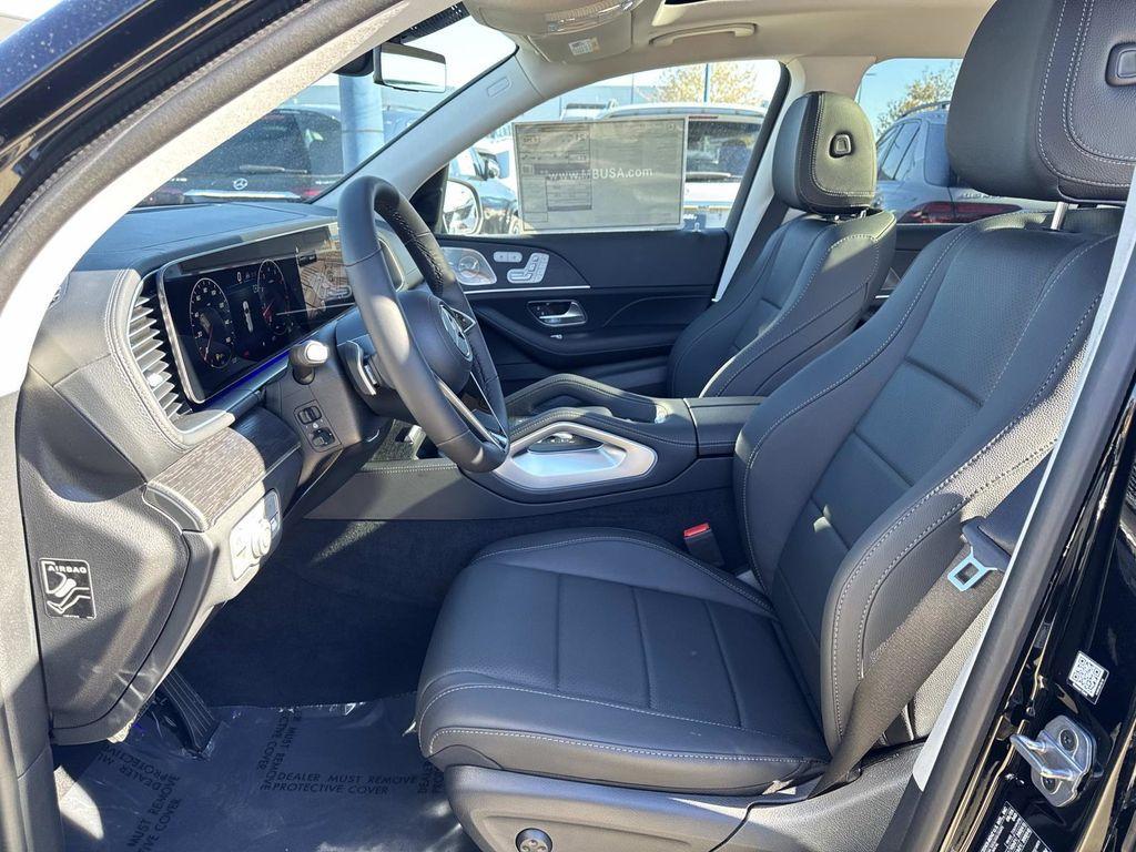 new 2026 Mercedes-Benz GLS 450 car, priced at $93,615
