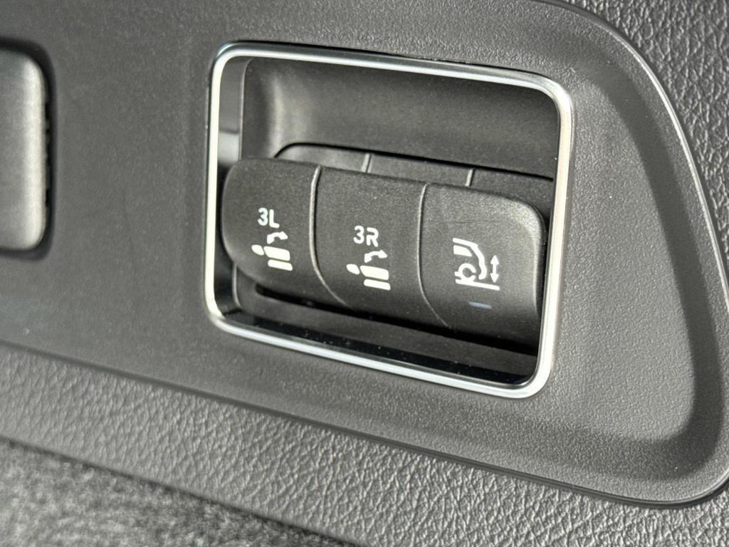 new 2026 Mercedes-Benz AMG GLS 63 car, priced at $164,655