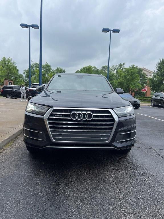 used 2018 Audi Q7 car, priced at $18,298