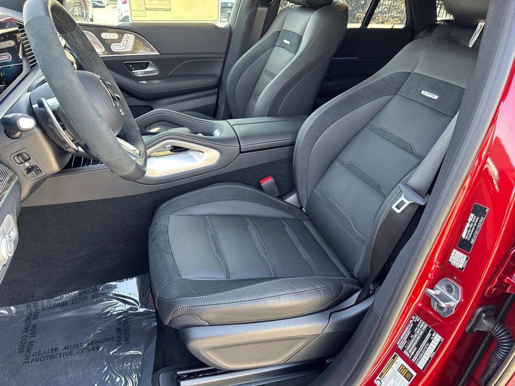new 2025 Mercedes-Benz AMG GLE 53 car, priced at $113,600