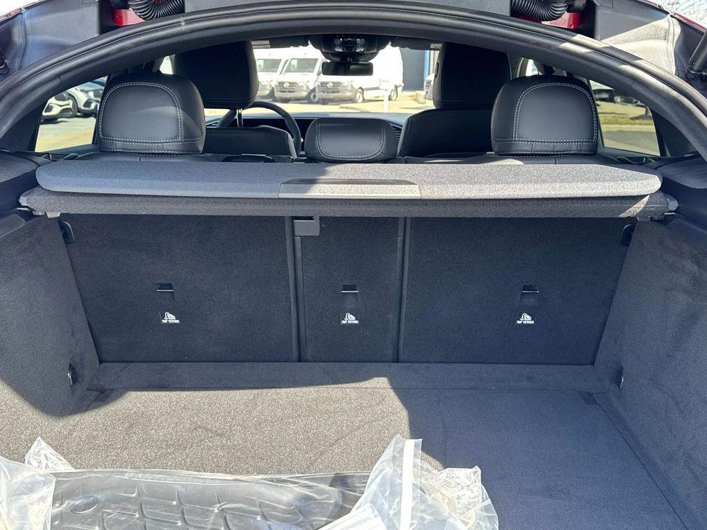 new 2025 Mercedes-Benz AMG GLE 53 car, priced at $113,600