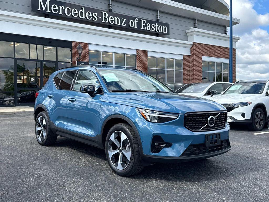used 2024 Volvo XC40 car, priced at $38,528