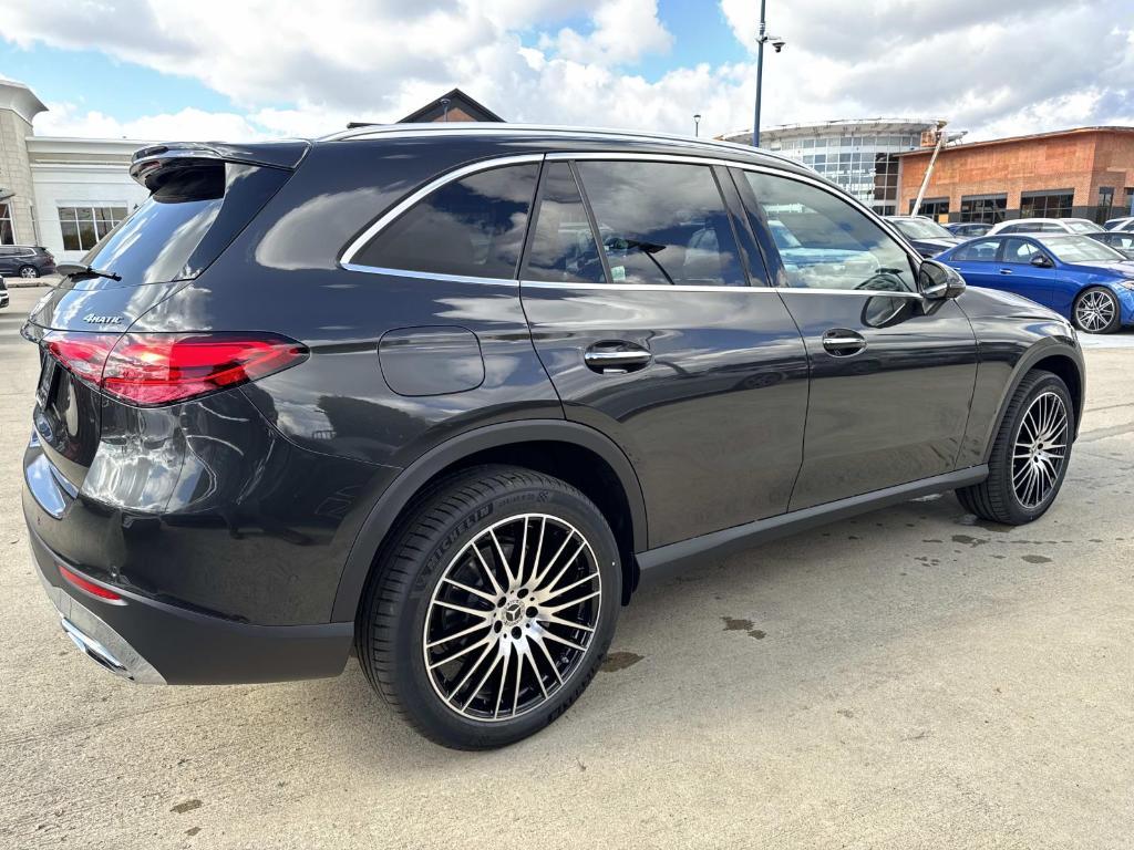 new 2026 Mercedes-Benz GLC 300 car, priced at $62,055