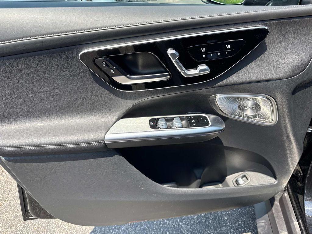 new 2025 Mercedes-Benz GLC 300 car, priced at $65,365