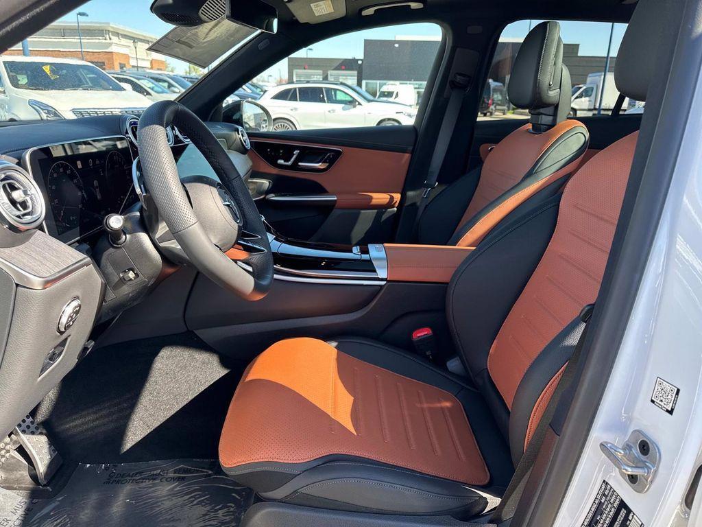 new 2025 Mercedes-Benz GLC 350e car, priced at $75,115