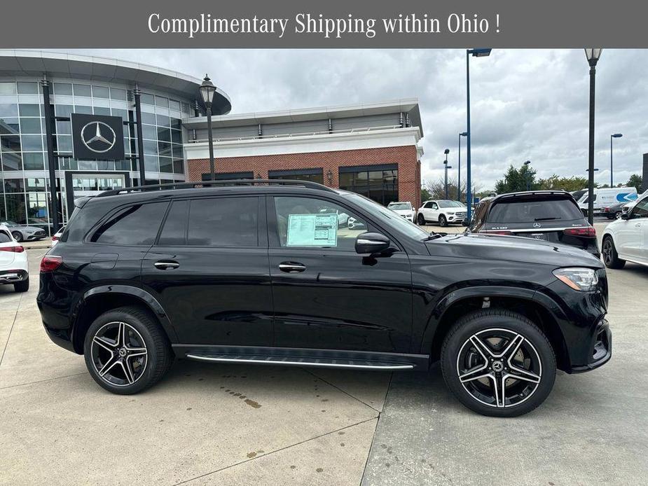 new 2025 Mercedes-Benz GLS 450 car