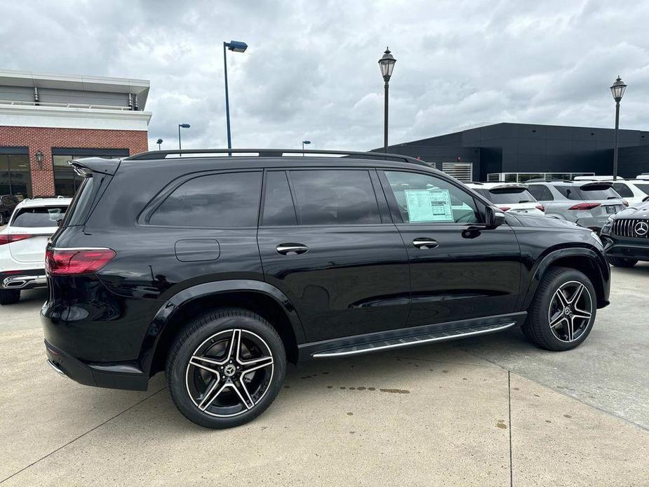 new 2025 Mercedes-Benz GLS 450 car