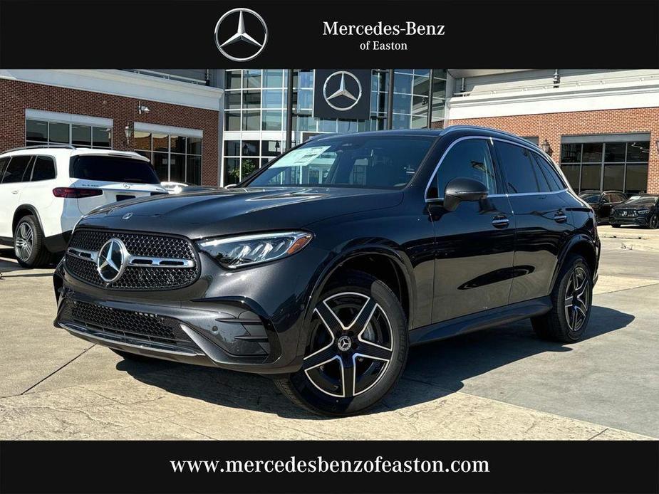 new 2025 Mercedes-Benz GLC 300 car