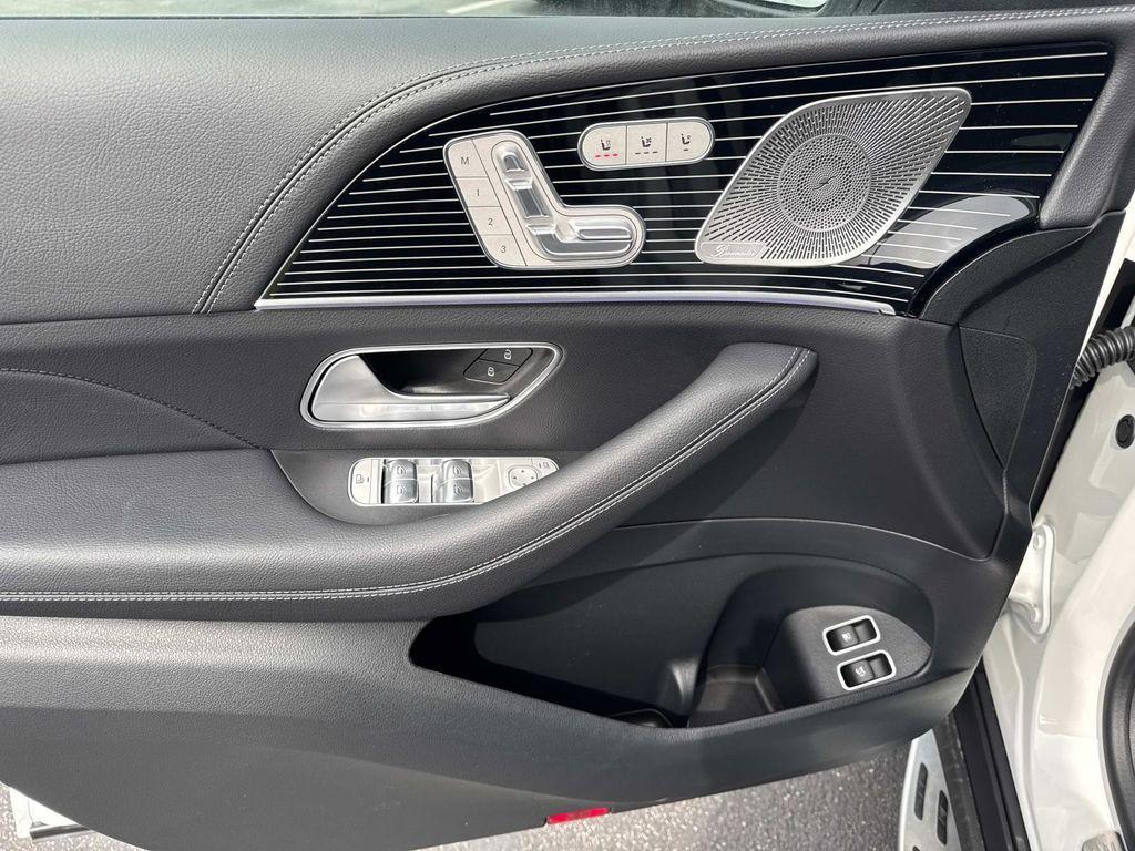 new 2025 Mercedes-Benz GLE 450e car, priced at $95,125