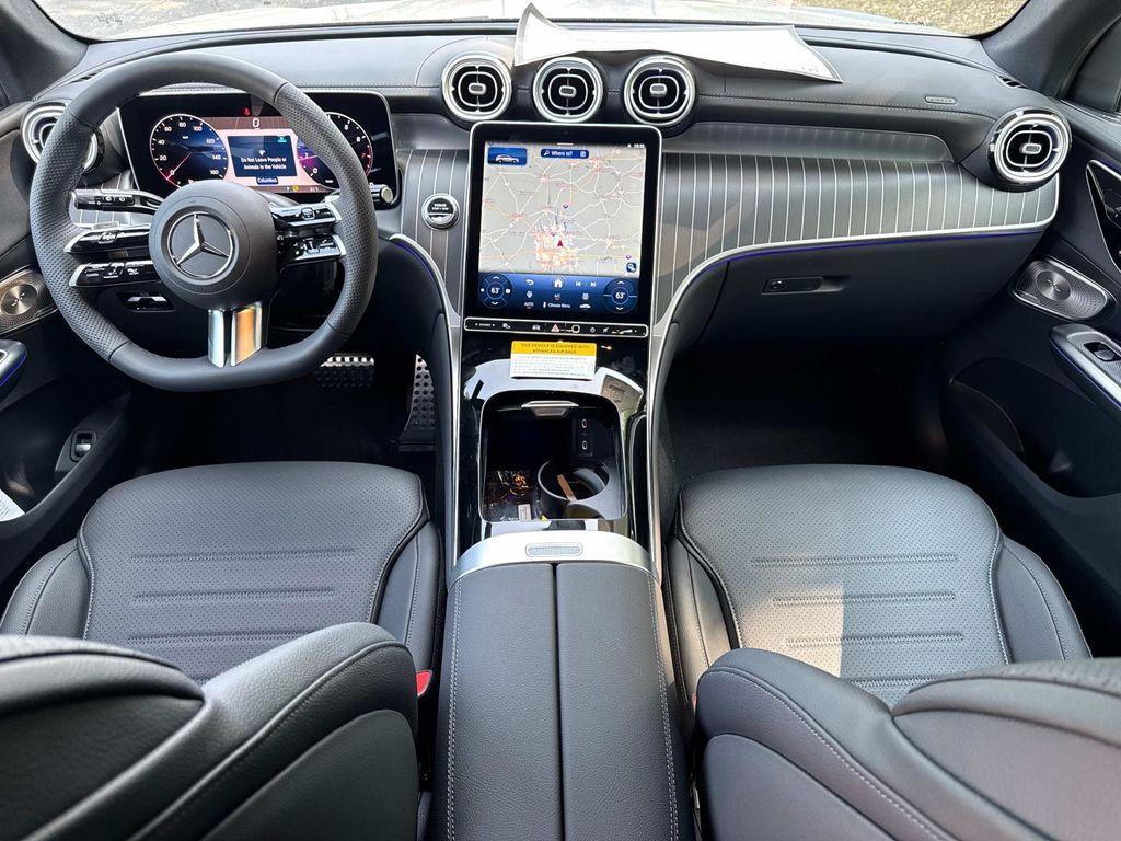 new 2025 Mercedes-Benz GLC 300 car, priced at $61,555