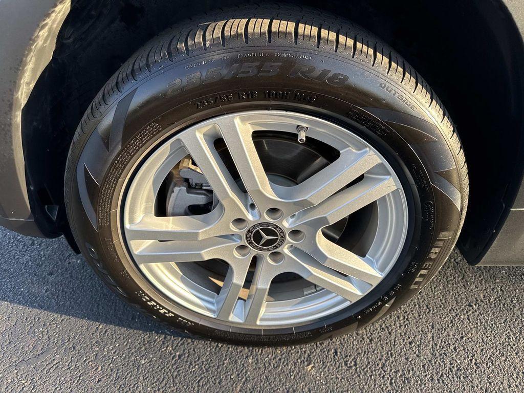 used 2023 Mercedes-Benz GLB 250 car, priced at $34,355