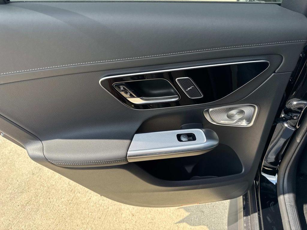 new 2025 Mercedes-Benz GLC 300 car, priced at $70,615