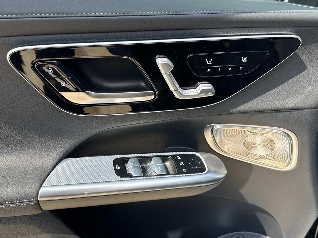 new 2025 Mercedes-Benz GLC 300 car, priced at $70,615