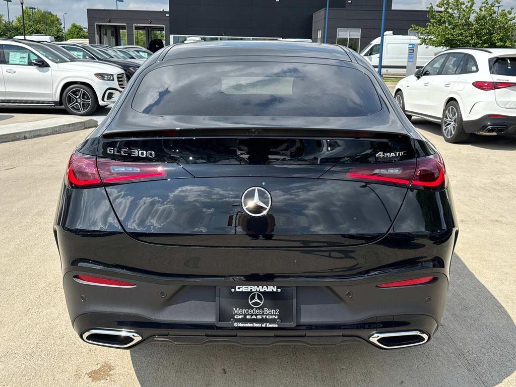 new 2025 Mercedes-Benz GLC 300 car, priced at $70,615