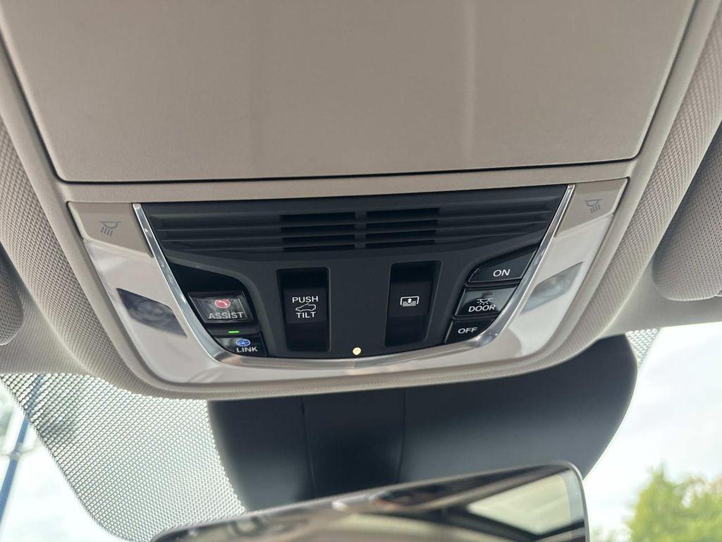 used 2020 Acura RDX car, priced at $29,664