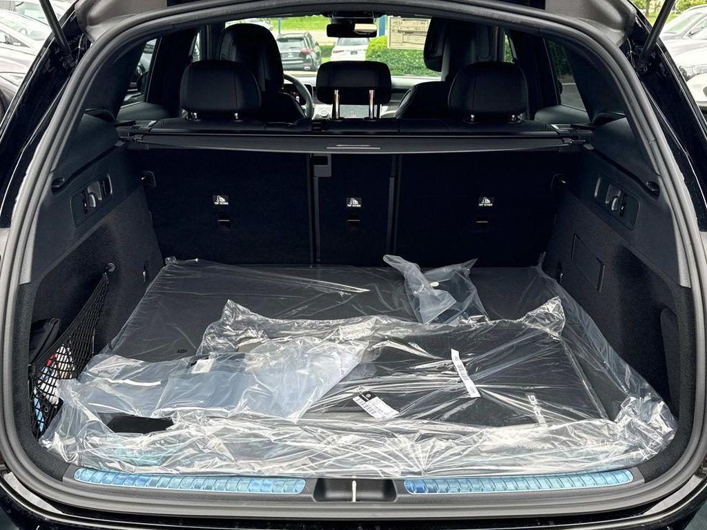 new 2025 Mercedes-Benz GLC 300 car, priced at $61,745