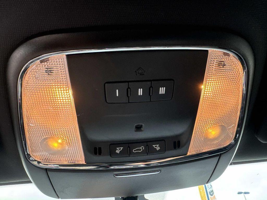 used 2021 Jeep Grand Cherokee car, priced at $25,369