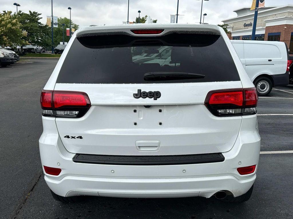 used 2021 Jeep Grand Cherokee car, priced at $25,369