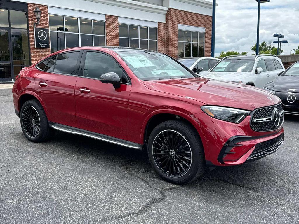 new 2025 Mercedes-Benz GLC 300 car, priced at $75,015