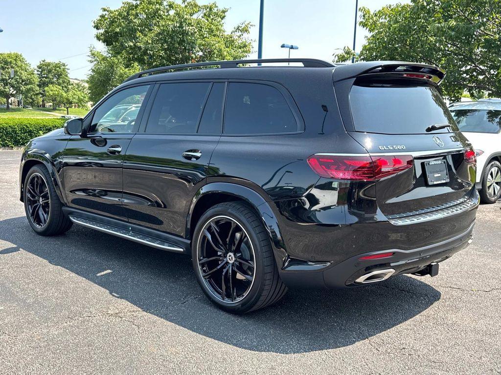 new 2025 Mercedes-Benz GLS 580 car, priced at $125,850