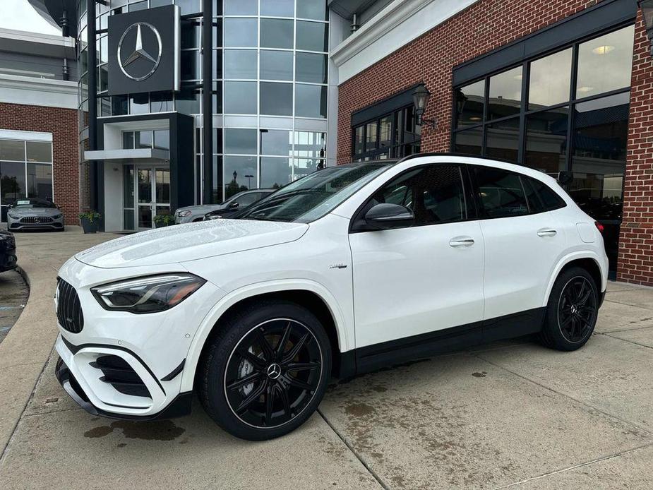 new 2025 Mercedes-Benz AMG GLA 35 car