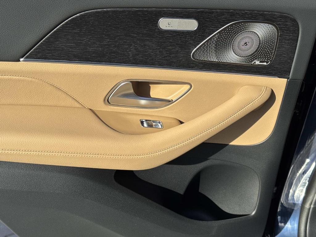 new 2026 Mercedes-Benz GLE 450 car, priced at $87,370