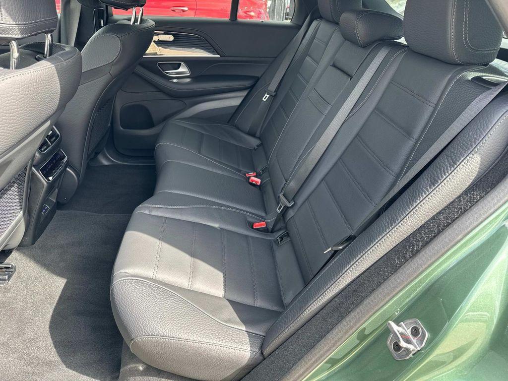 new 2025 Mercedes-Benz GLE 450e car, priced at $100,675