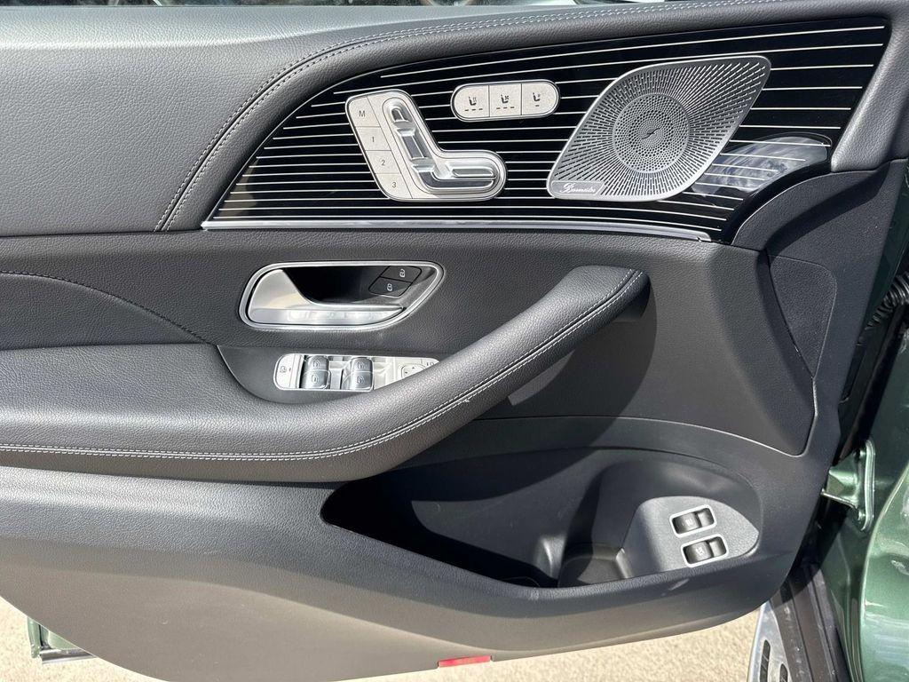 new 2025 Mercedes-Benz GLE 450e car, priced at $100,675