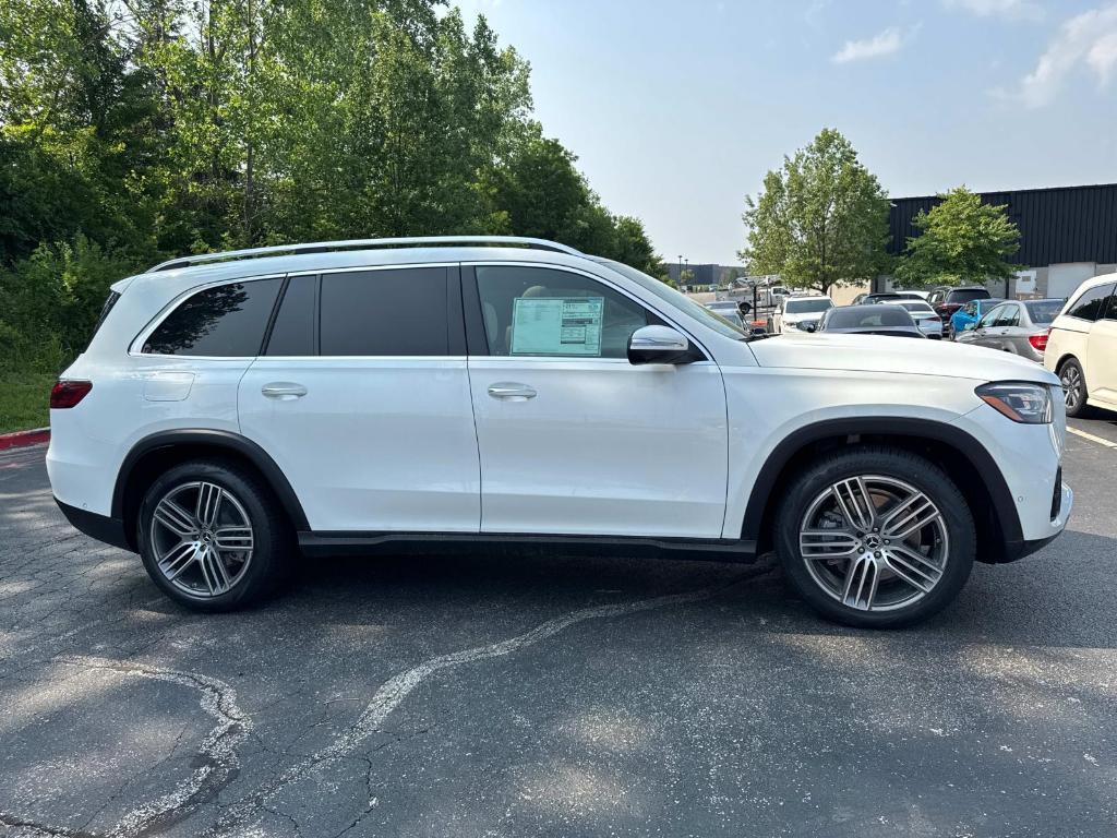 new 2025 Mercedes-Benz GLS 450 car, priced at $91,775