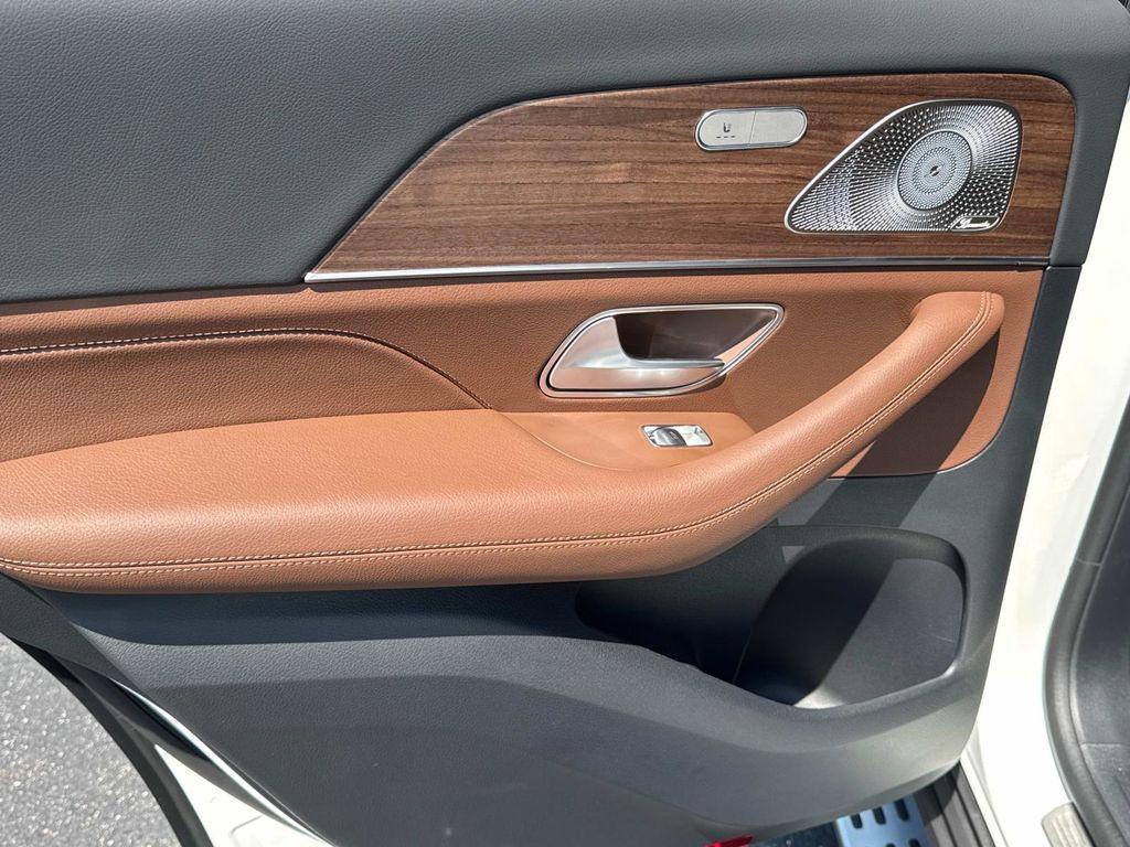 new 2026 Mercedes-Benz GLE 350 car, priced at $82,120