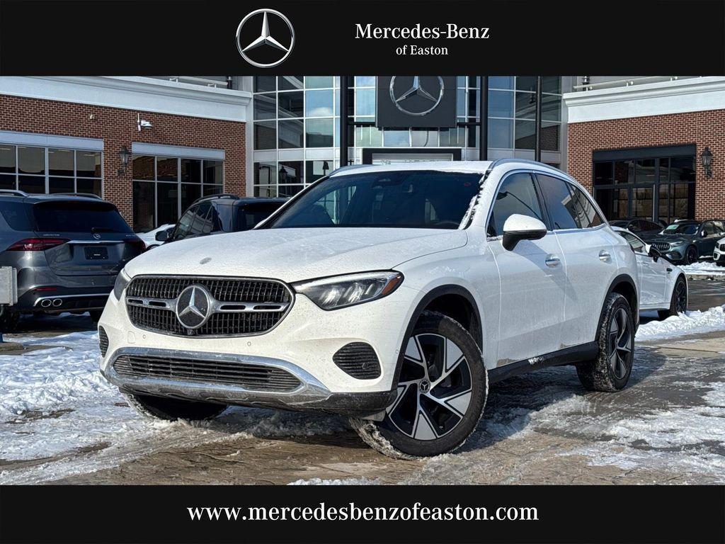 used 2024 Mercedes-Benz GLC 300 car, priced at $45,080