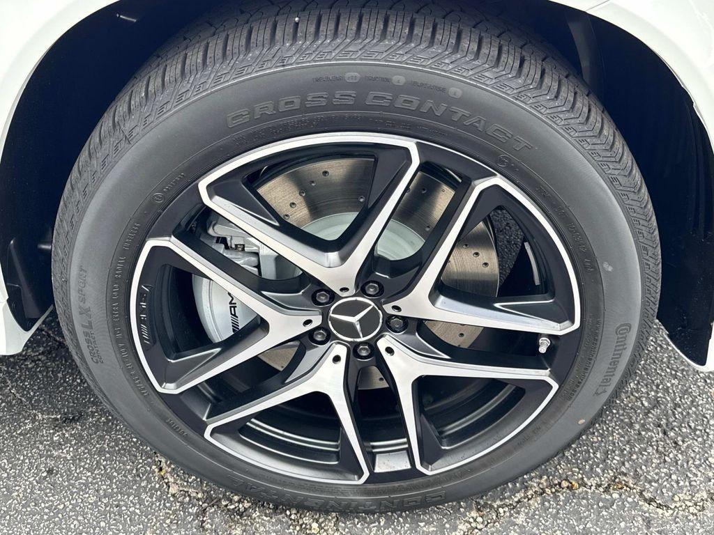 new 2025 Mercedes-Benz AMG GLE 53 car, priced at $107,660