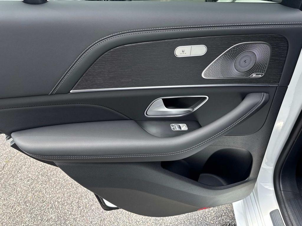 new 2025 Mercedes-Benz AMG GLE 53 car, priced at $107,660