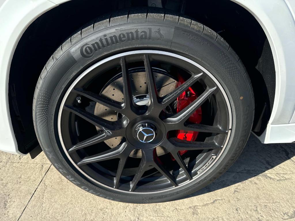 new 2025 Mercedes-Benz AMG GLE 63 car, priced at $142,100
